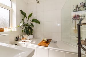 Photo 16- click for photo gallery